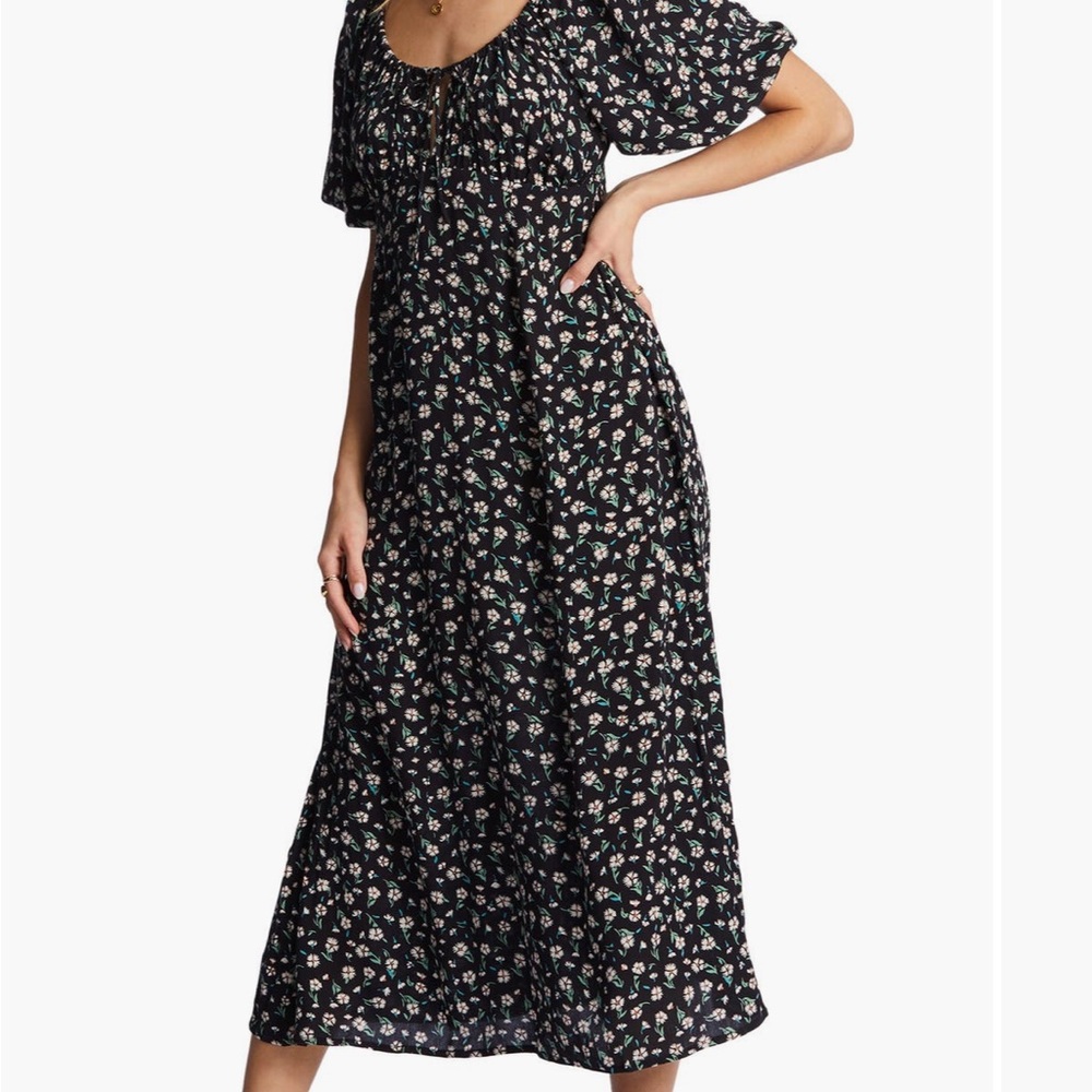 Billabong True Romance Puff Sleeve
Midi Dress
